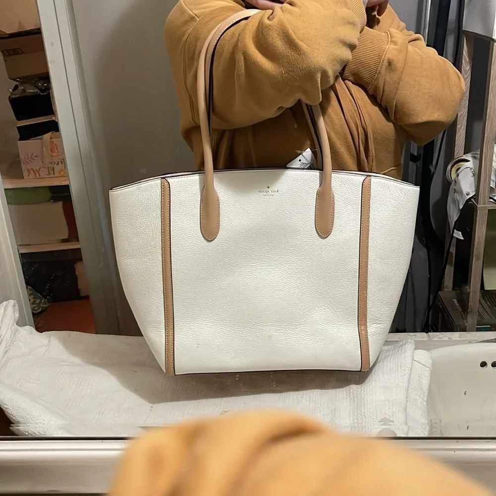 KATE SPADE - white Caroline lane forester tote- NWT